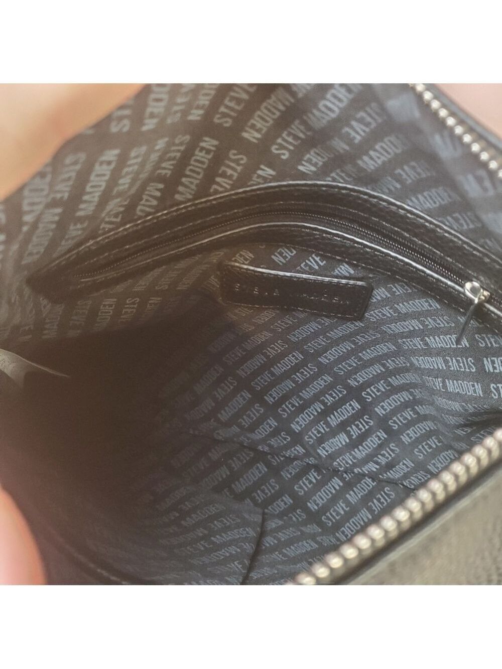 Steve Madden Black Pebble Leather Clutch Purse Medium Travel Bag - Picture 9 of 10